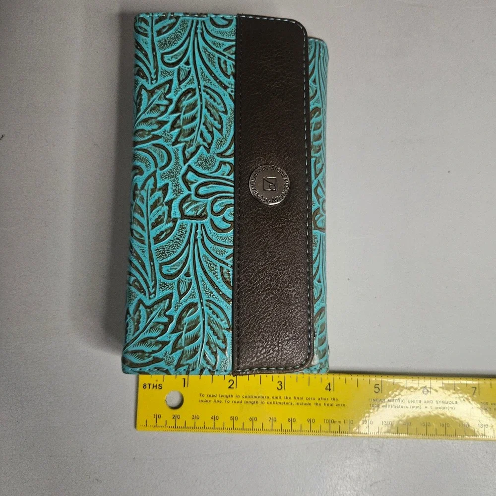 Stone Mountain Bonded Leather Trifold Wallet Turquoise Brown Floral Embossed